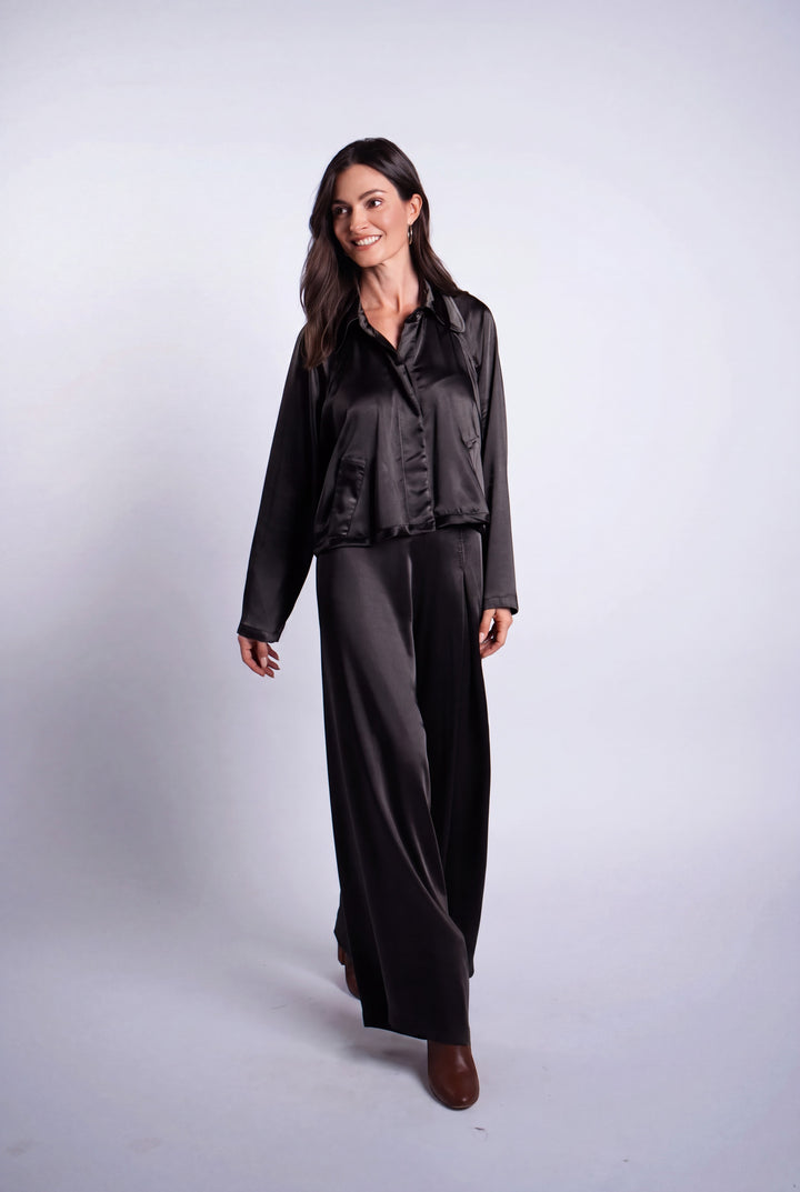 Sateen Cropped Swing Jacket - Black