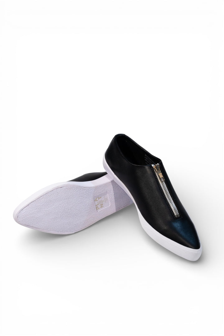 Zipped Up Sneakers - Black