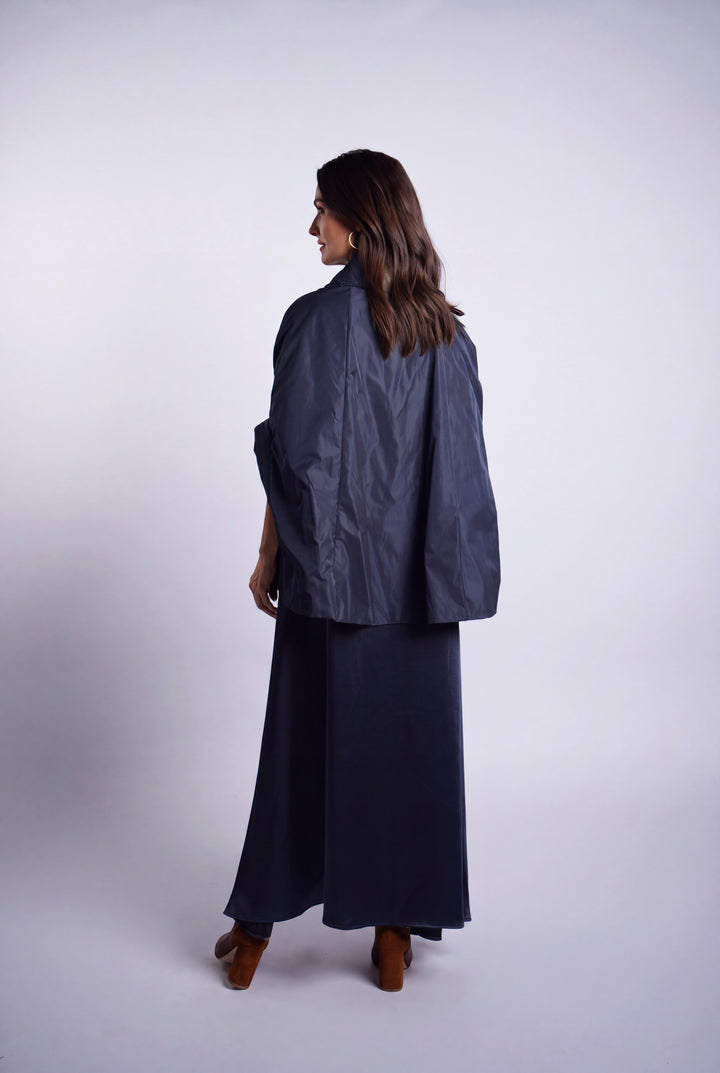 Nylon Chic Cape - Midnight