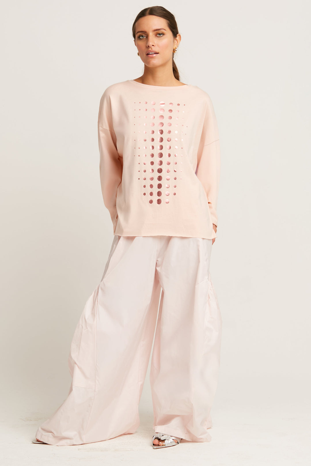 Close-up of metallic dot accents on ivory boxy T-shirt – luxury women’s cotton top by Planet by Lauren G.
