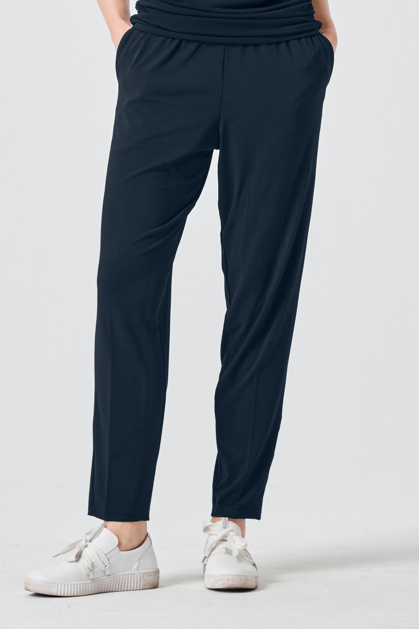 Matte Jersey Slim Pants