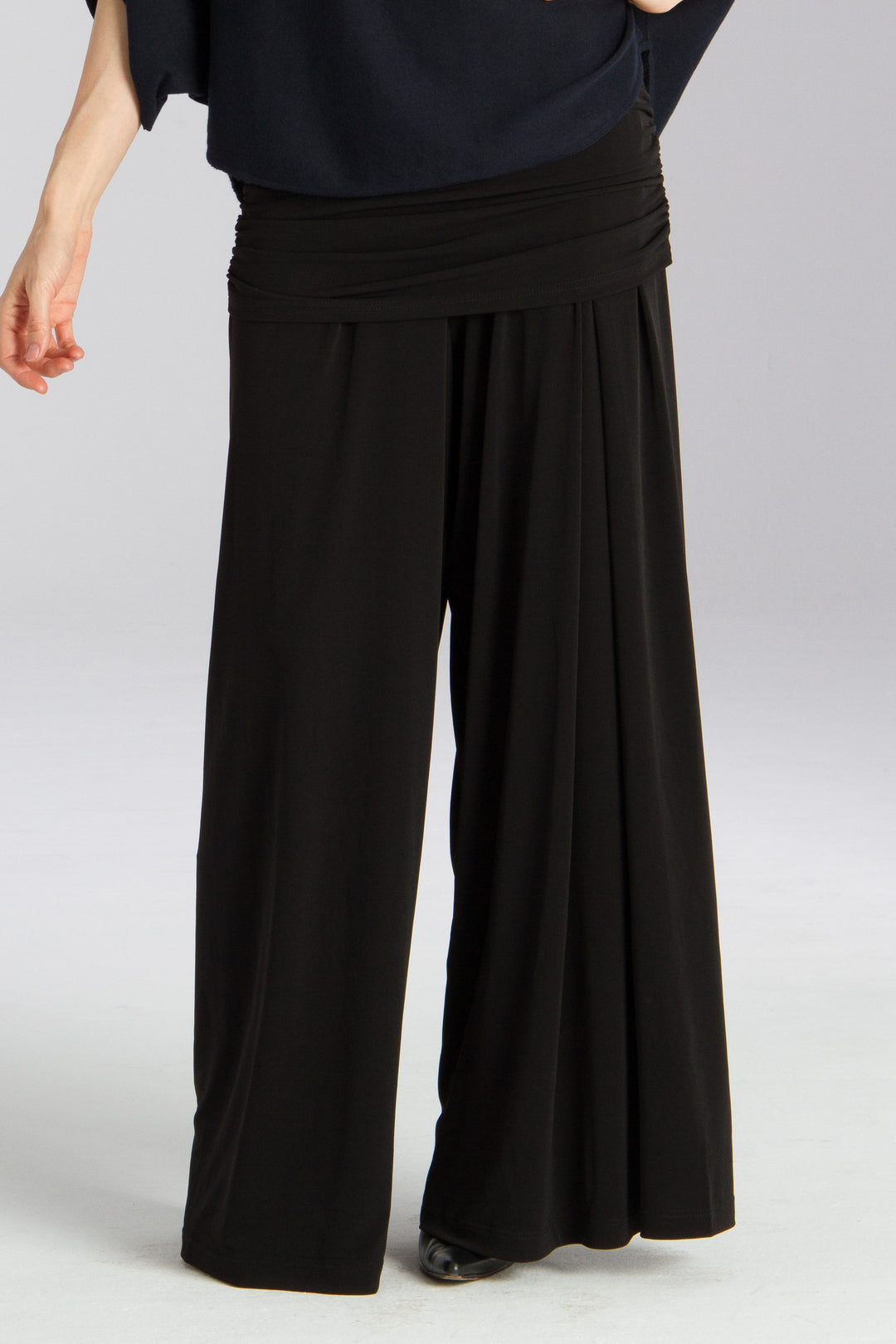 Matte Jersey One Pleat Pant