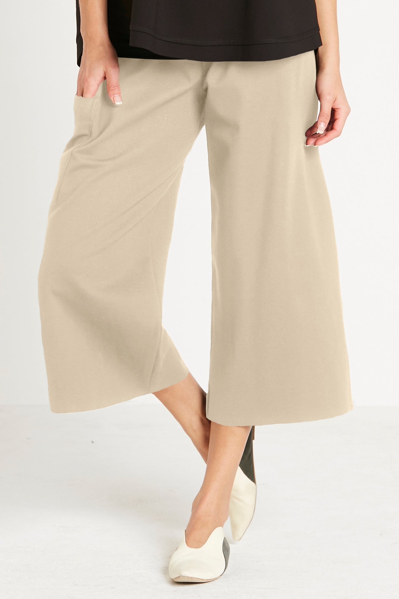 Scuba Crop Pants