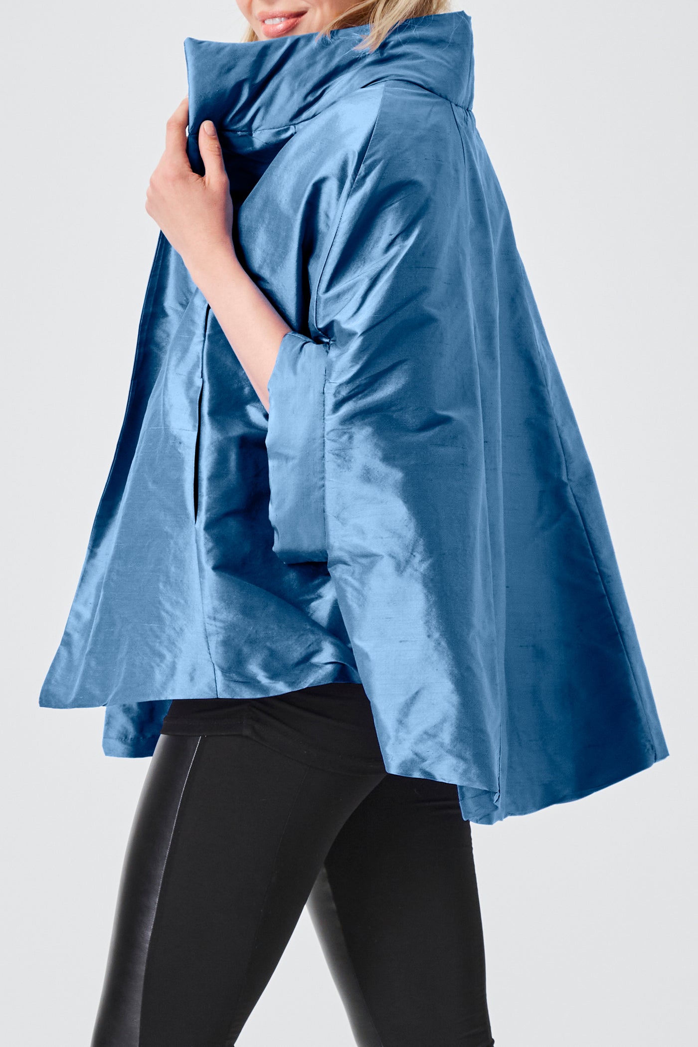Dupioni Chic Cape